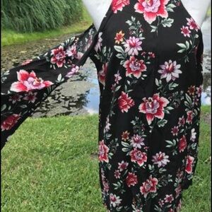 Women’s Forever 21 dress,size S,cut out shoulders style.